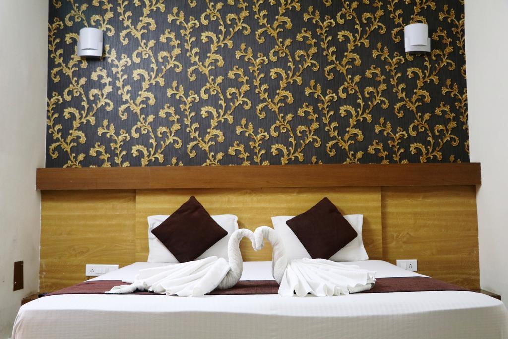 Hotel Vaishnavi Jaipur Bagian luar foto
