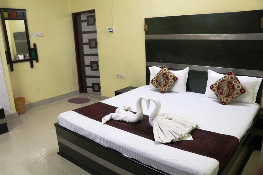 Hotel Vaishnavi Jaipur Bagian luar foto