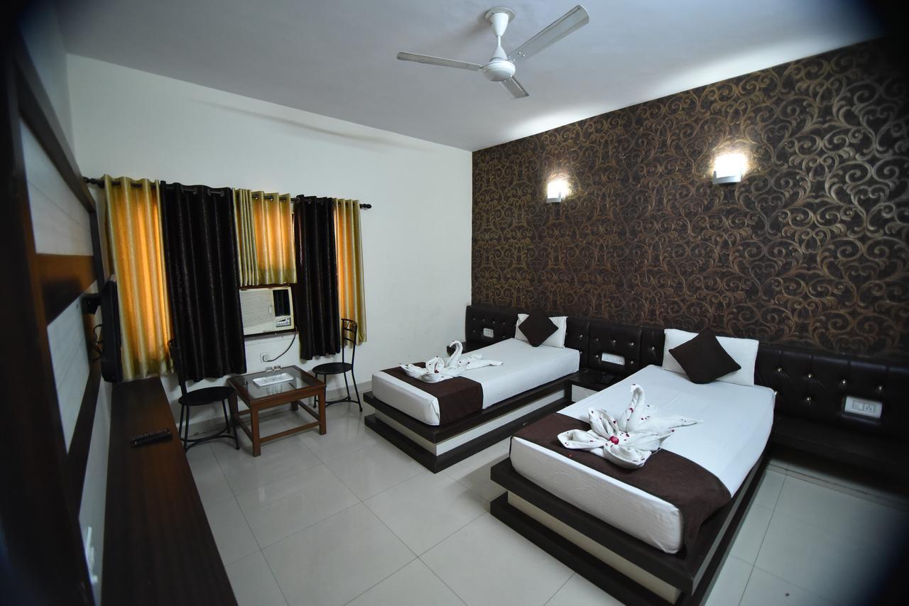 Hotel Vaishnavi Jaipur Bagian luar foto